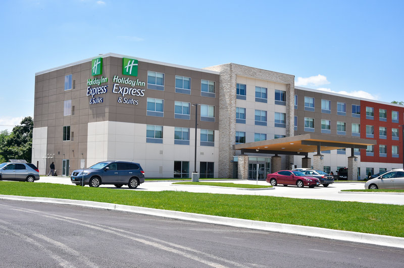 Holiday Inn Express & Suites BENSENVILLE - O'HARE by IHG