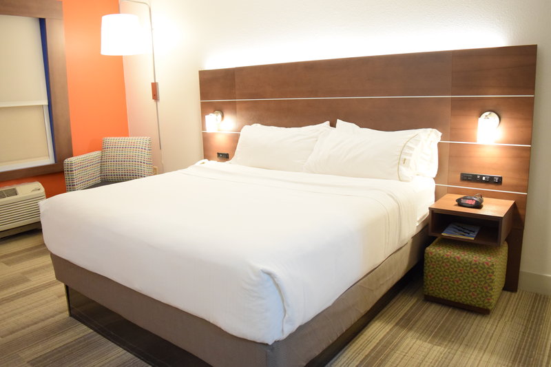 HOLIDAY INN EXP STES WEST I-10