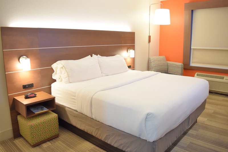 HOLIDAY INN EXP STES WEST I-10
