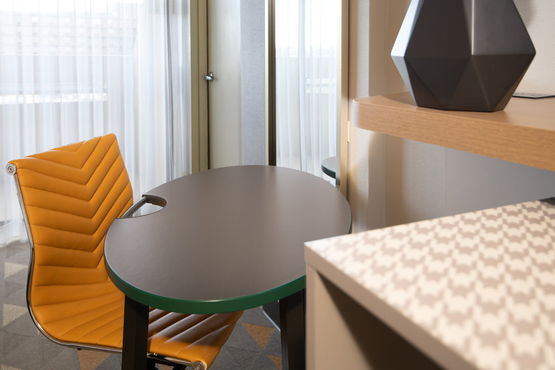 Holiday Inn DENVER EAST – STAPLETON