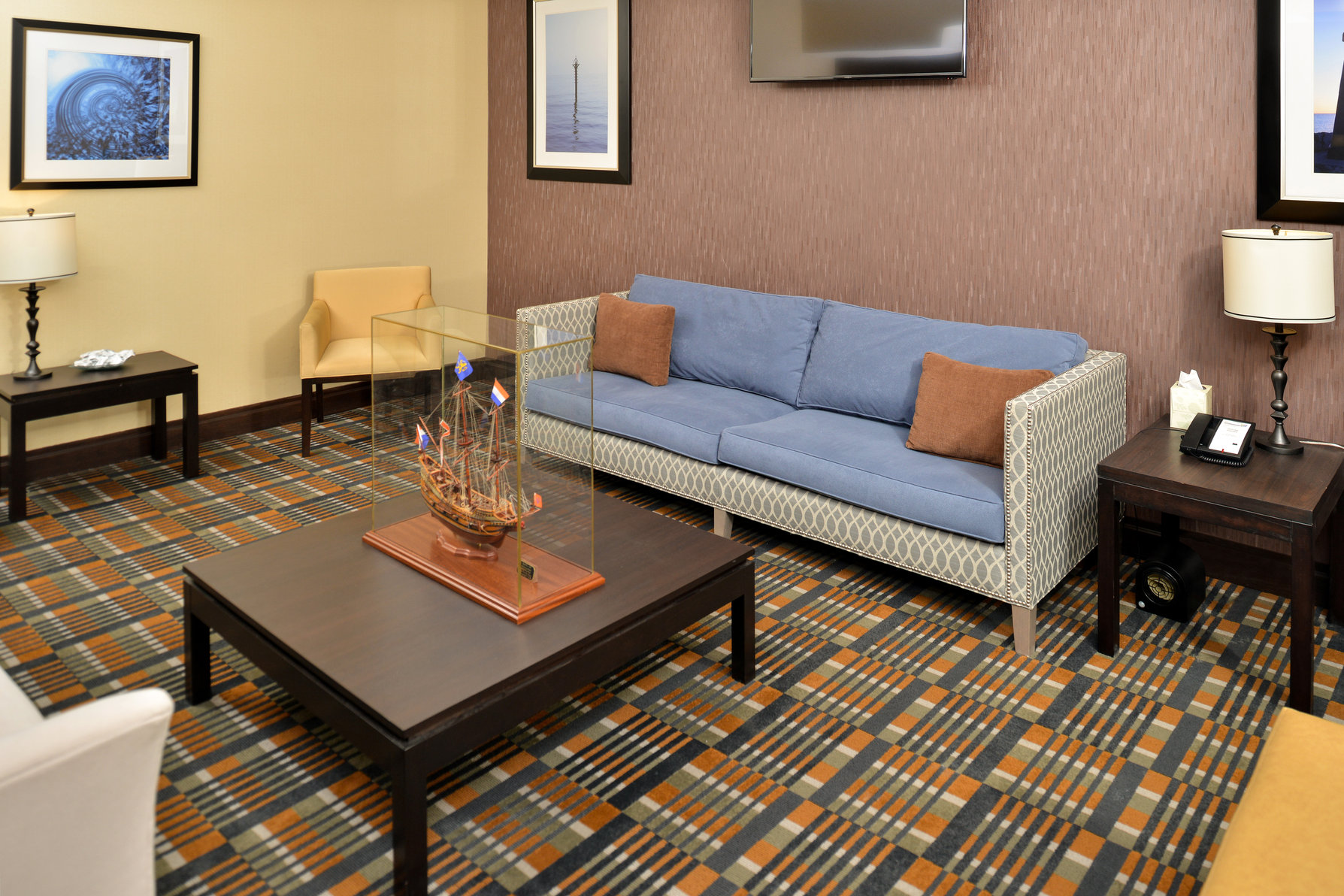Rest and relax in our lobby lounge.