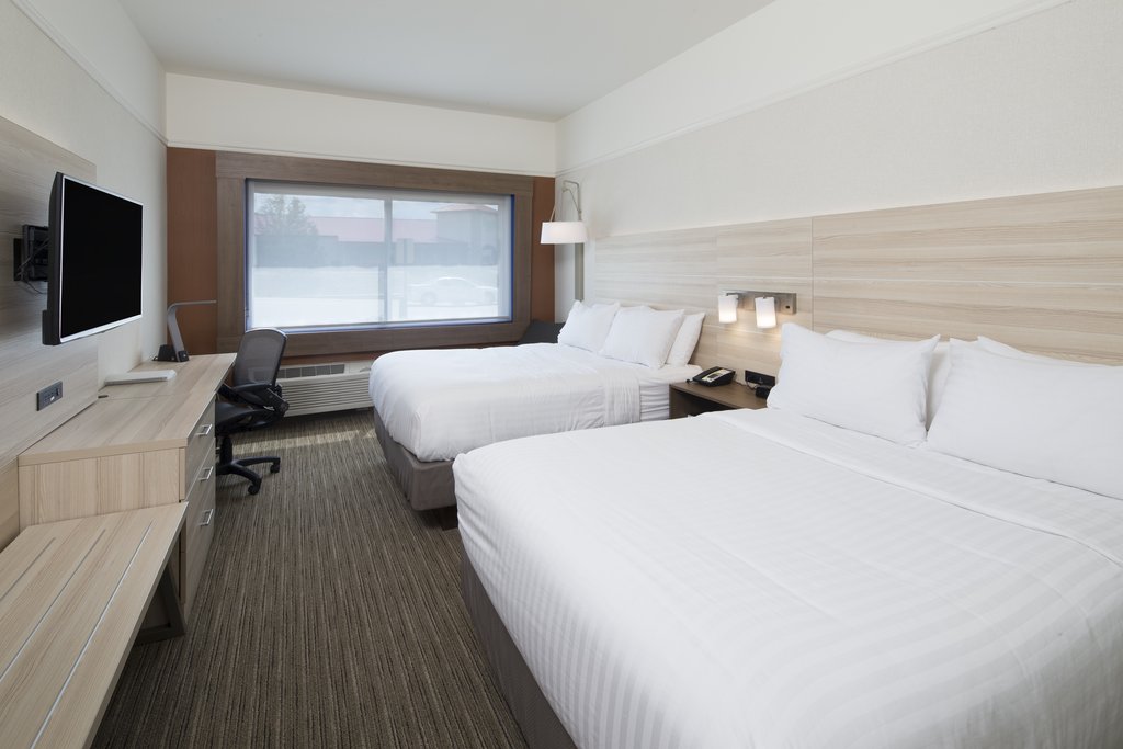 Holiday Inn Express & Suites AUBURN, Steuben
