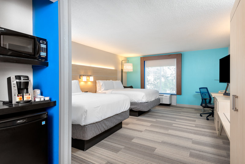 2 QUEEN BEDS NONSMOKING