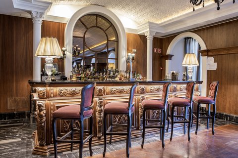 Cardosas Bar Lounge