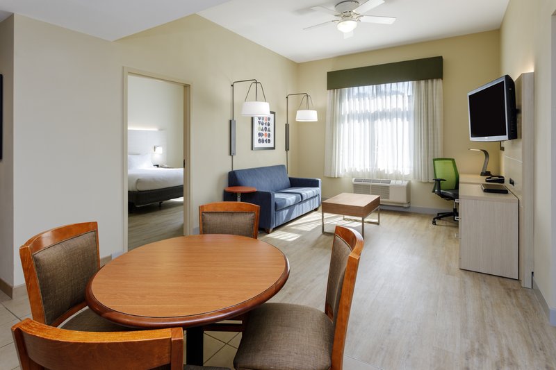 Holiday Inn Express – Military Fort Jackson Inn