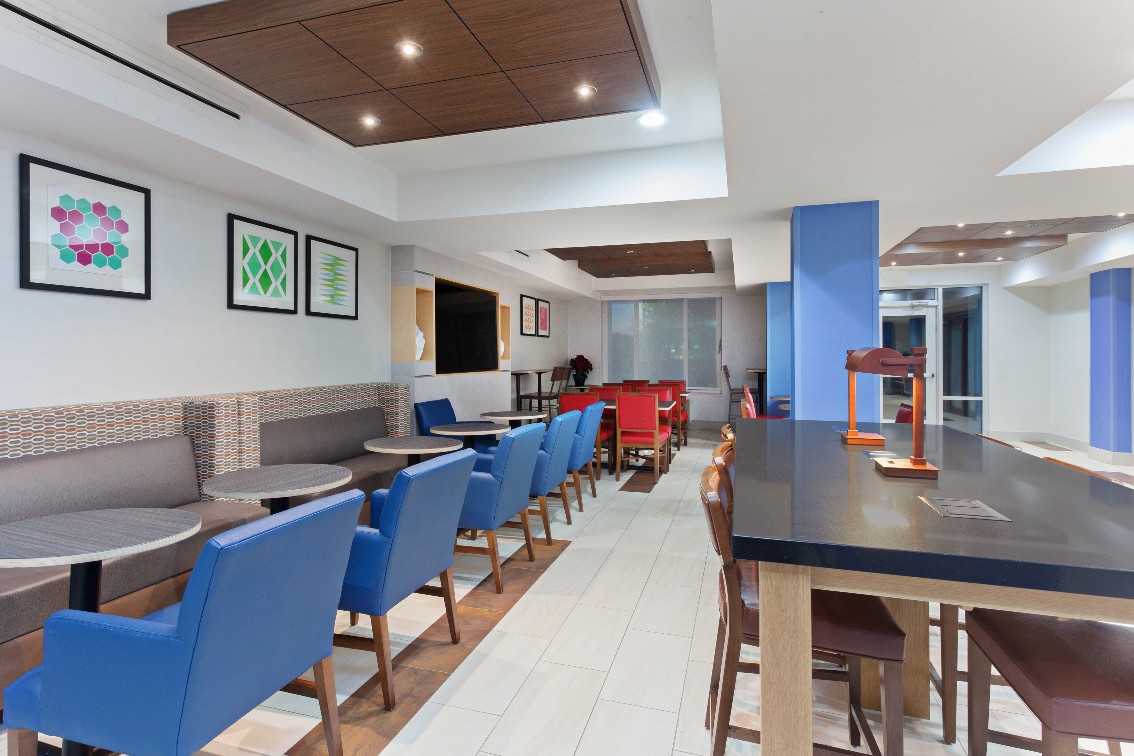 Holiday Inn Express ELK GROVE – SACRAMENTO AREA