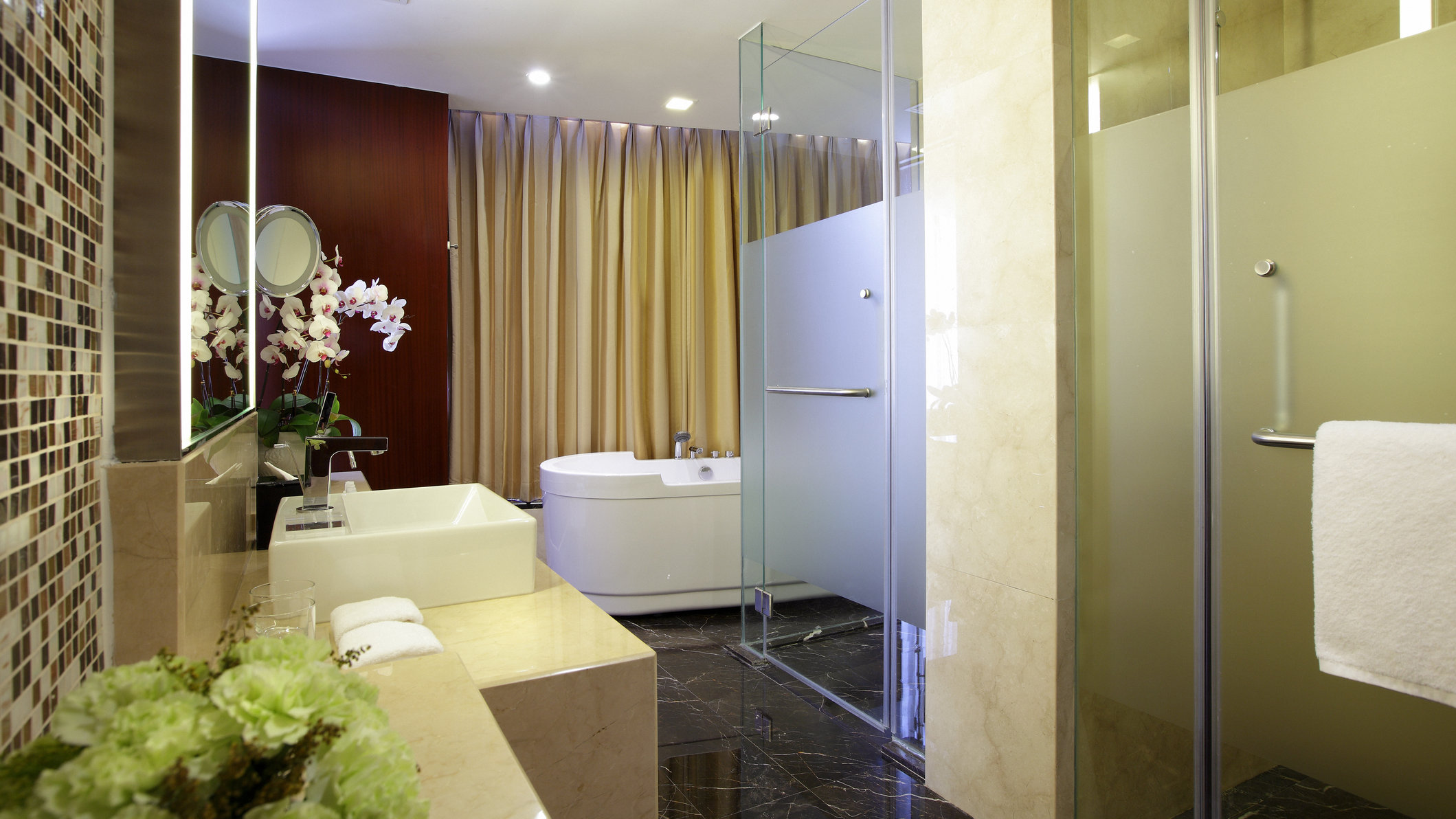 Crowne Plaza YANTAI SEA VIEW  Room Type - Premium Room