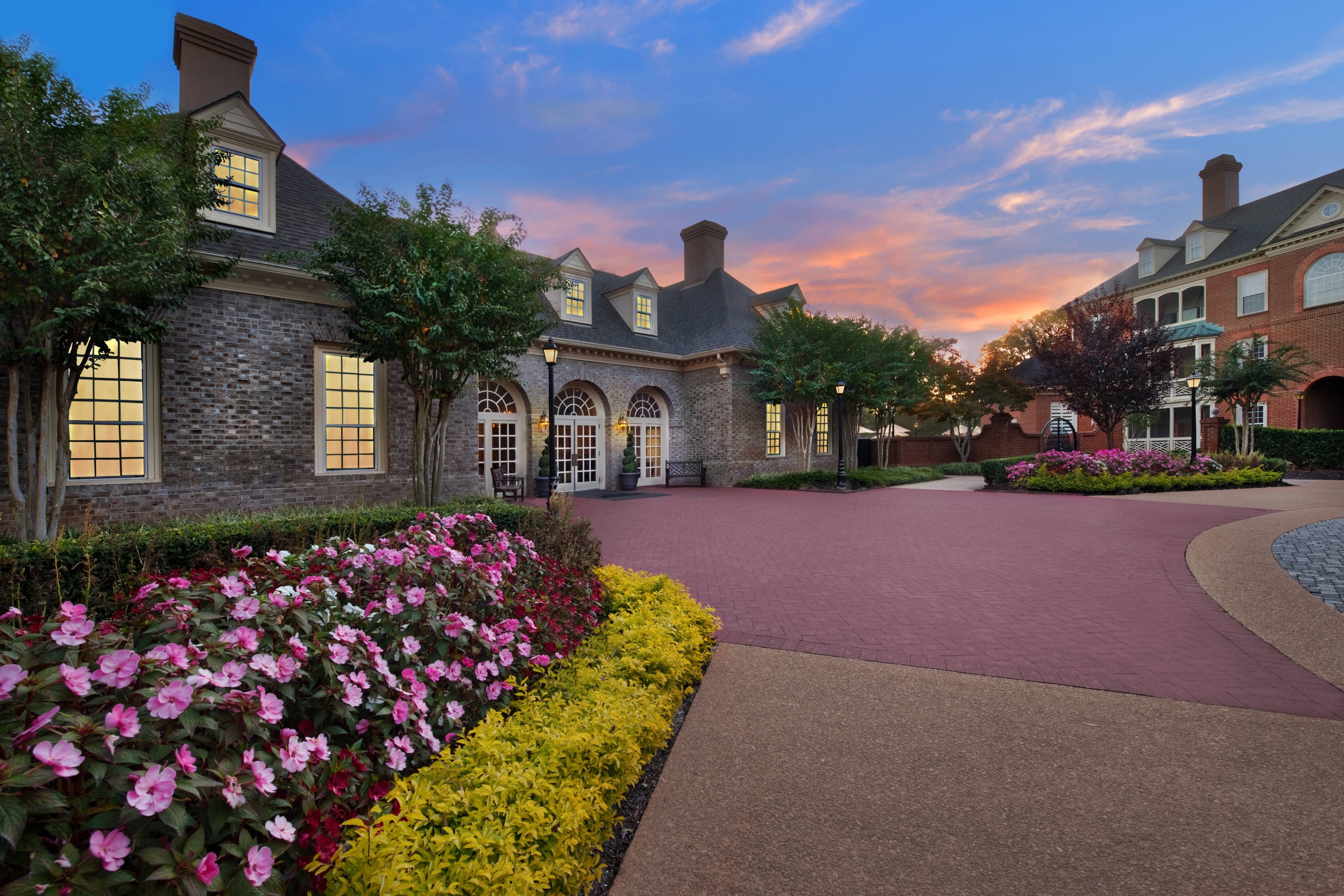 Williamsburg Virginia Backpage