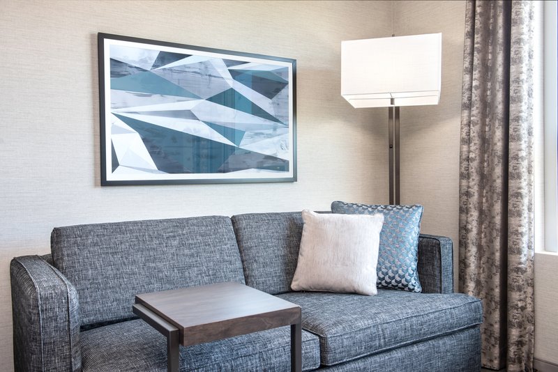 Holiday Inn Boston Logan Airport – Chelsea
