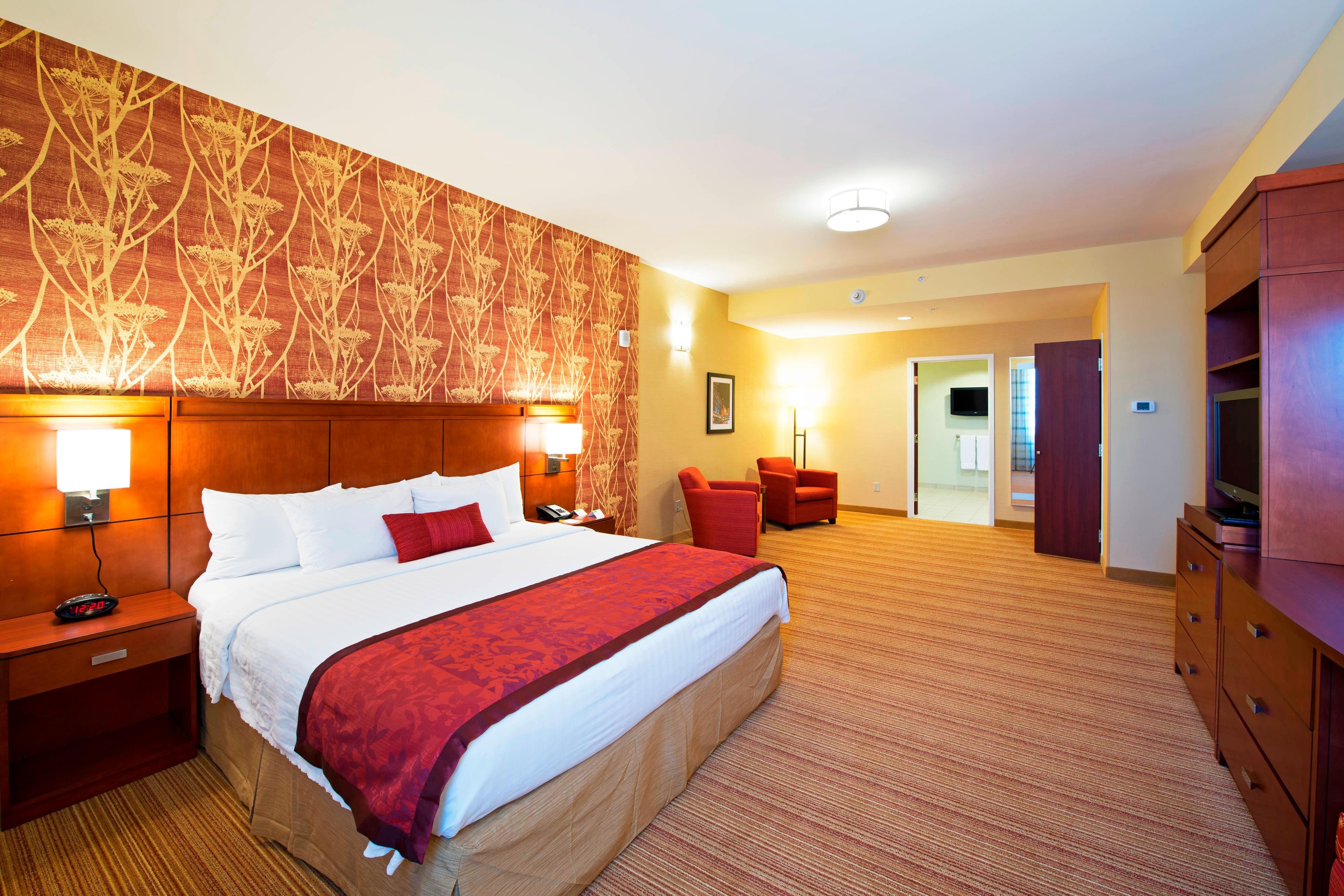 Courtyard by Marriott Ottawa East, Ottawa Hotel Price, Address & Reviews