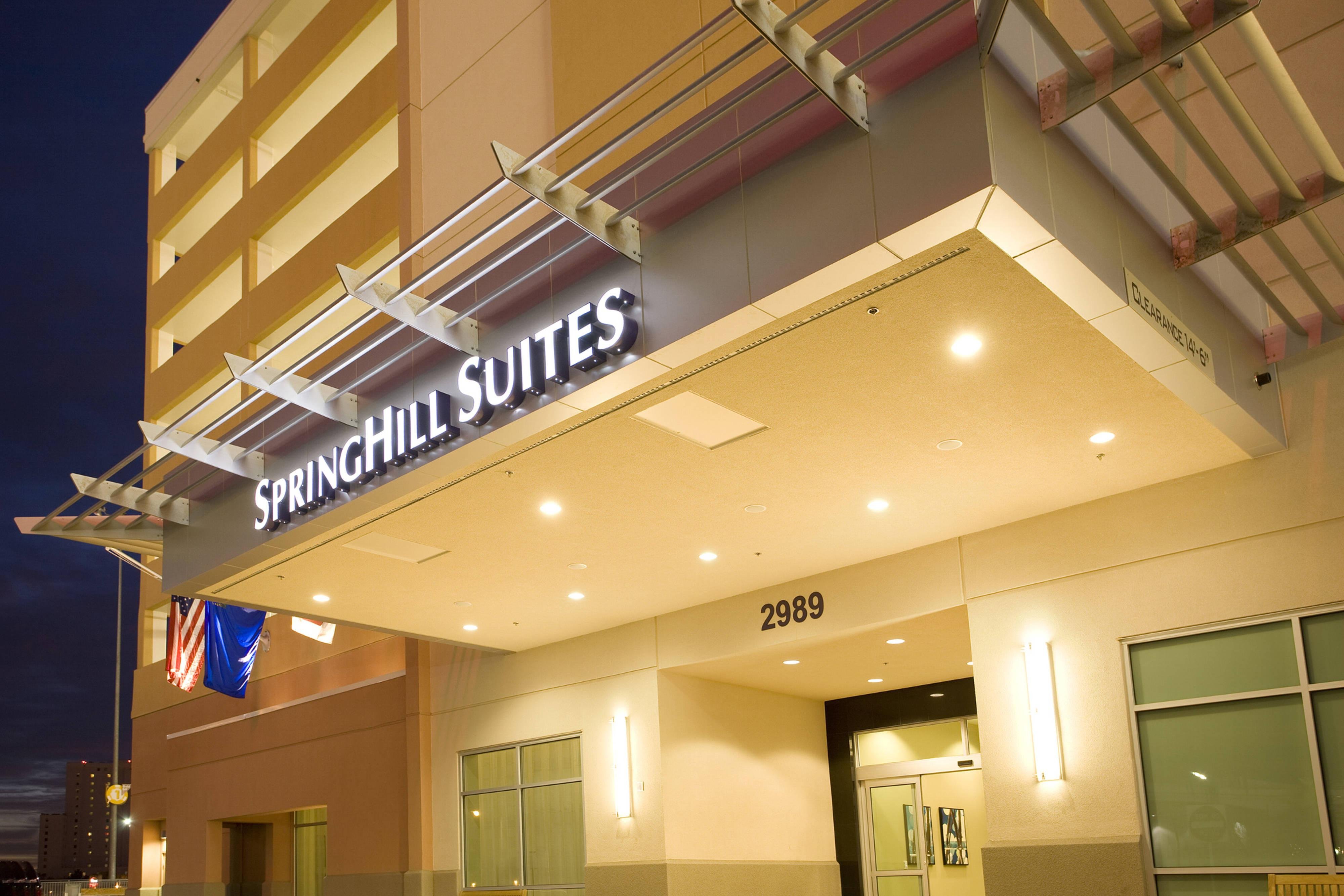 SpringHill Suites by Marriott Las Vegas Convention Center, Las Vegas Hotel Price, Address & Reviews
