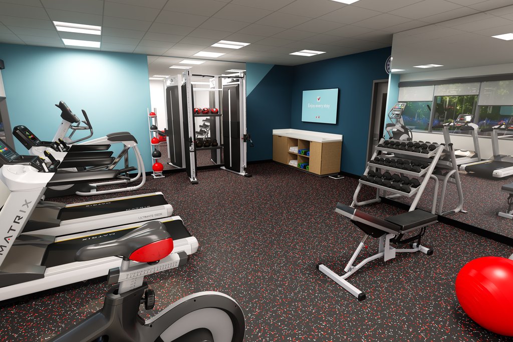 24 Hour Complimentary Fitness Center