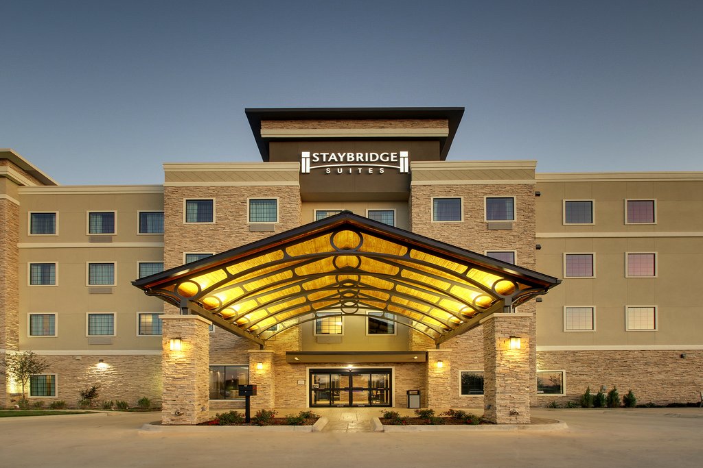 Your home away from home in The Colony.