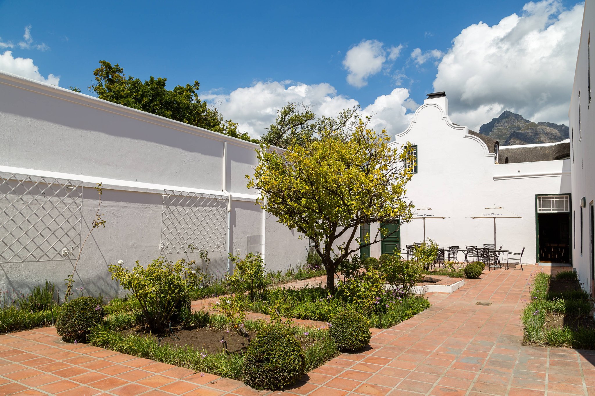 Protea Hotel Cape Town Mowbray