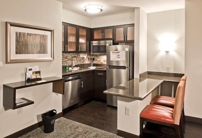 STAYBRIDGE SUITES BALLANTYNE