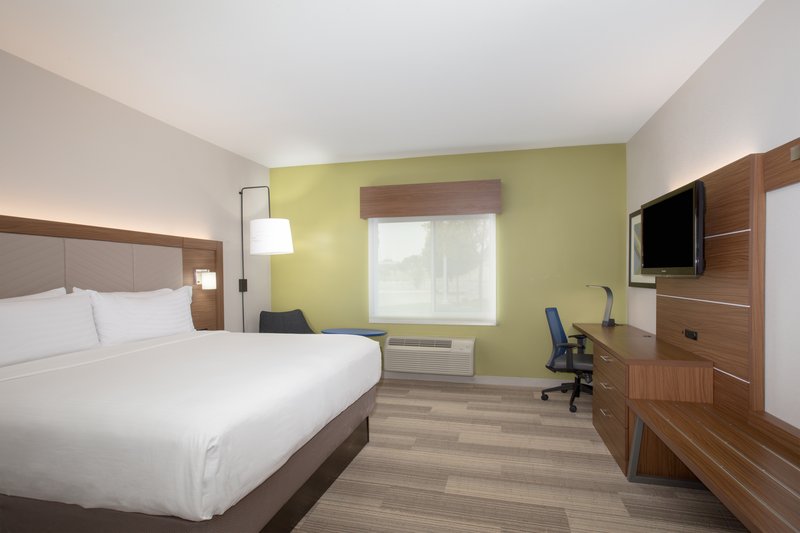 HOLIDAY INN EXP STES AMARILLO