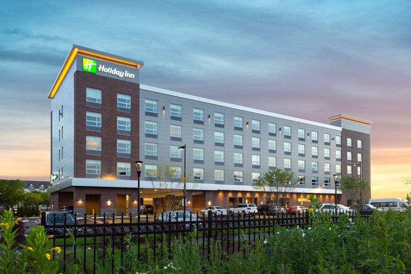 Holiday Inn BOSTON LOGAN AIRPORT - CHELSEA by IHG
