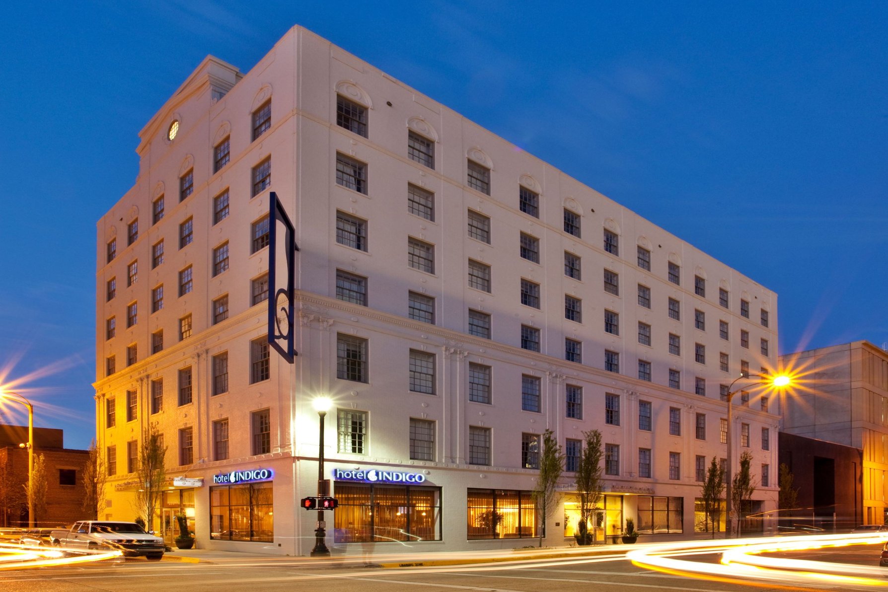 Hotel Indigo Baton Rouge Downtown Riverside Exterior