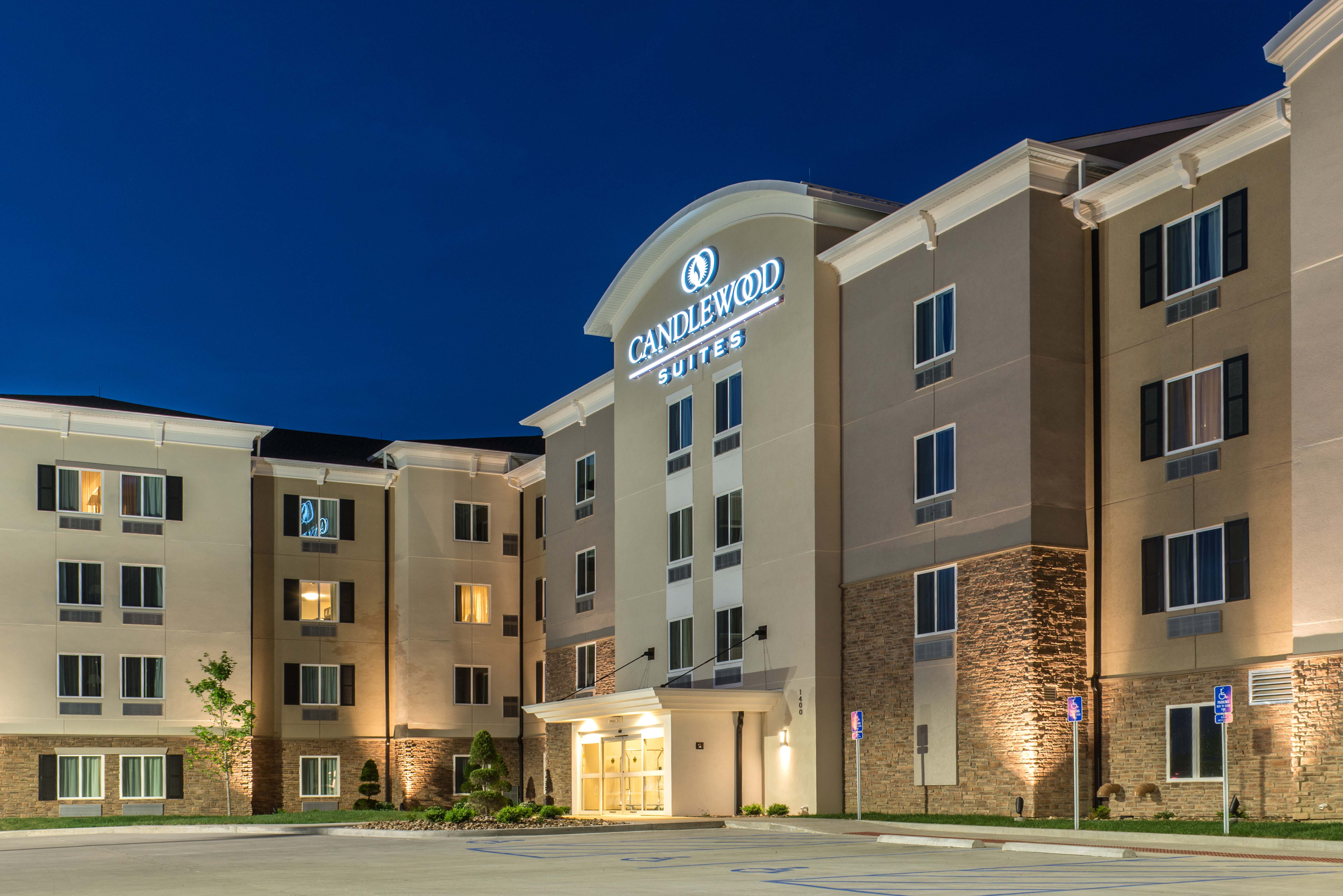 Candlewood Suites Columbia Hwy 63 & I-70
