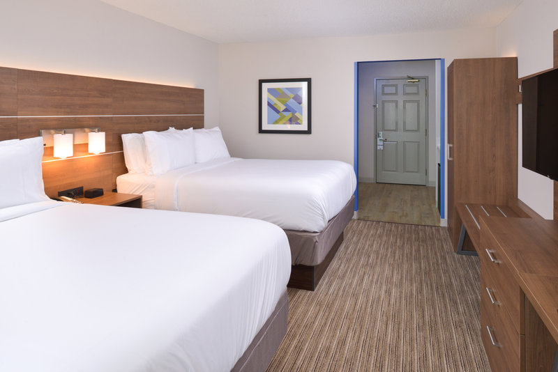 Holiday Inn Express Omaha – 120th and Maple
