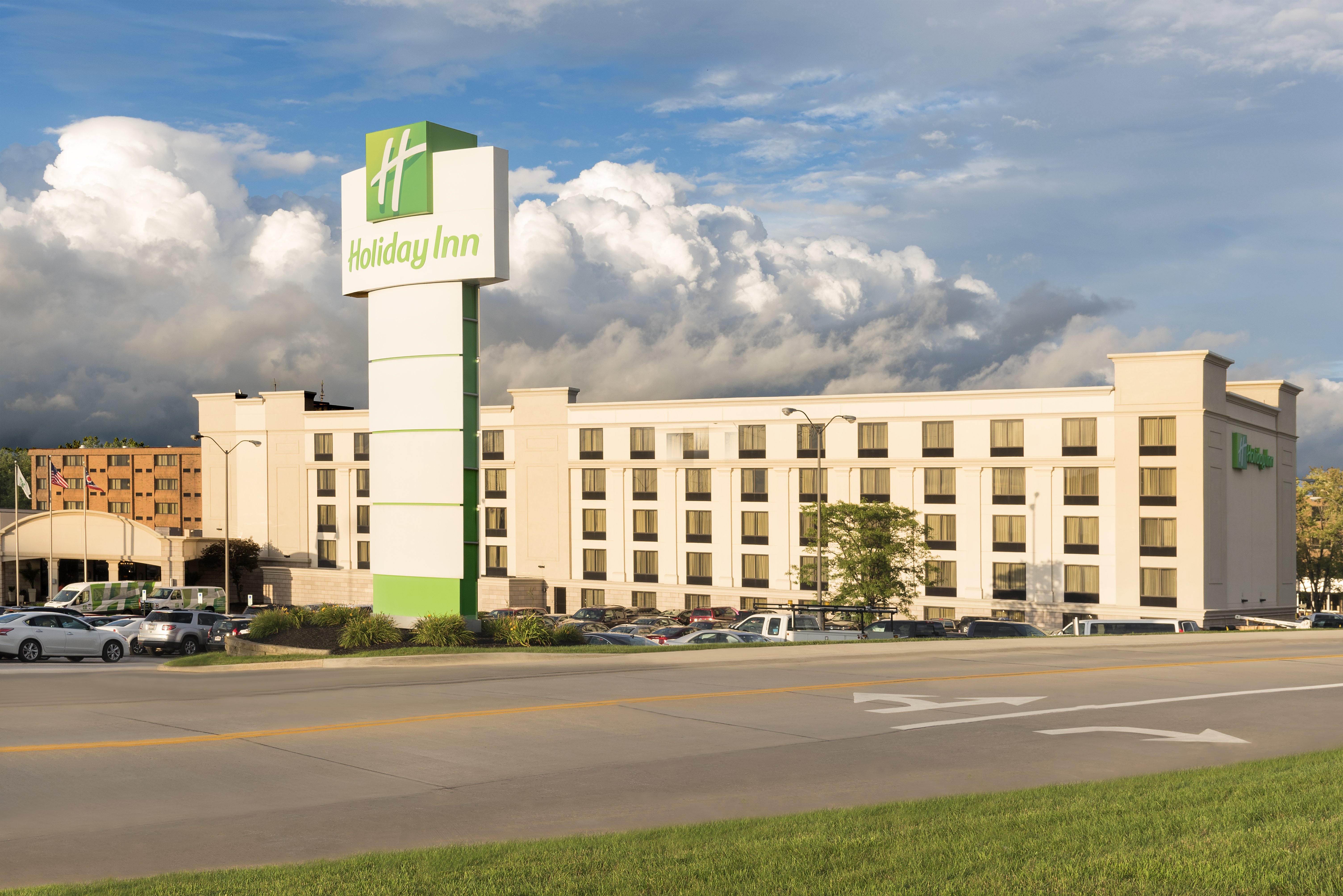 Holiday Inn Cleveland South