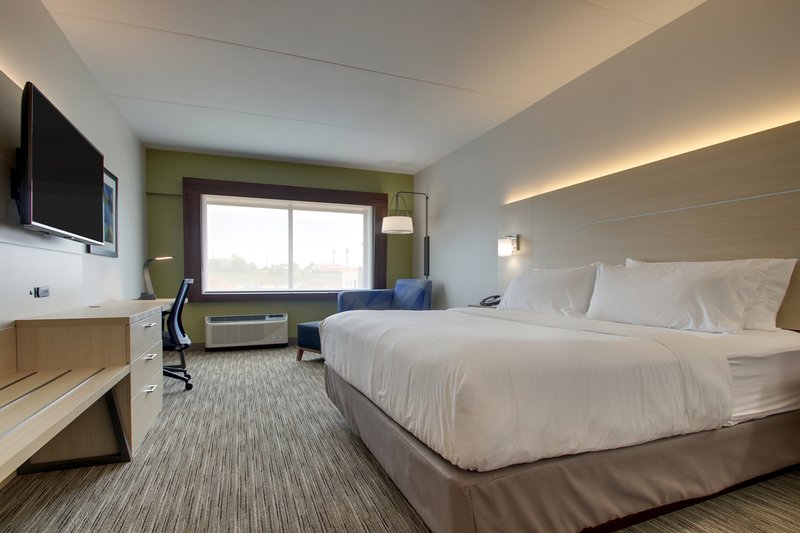Holiday Inn Express and Suites Elizabethtown North