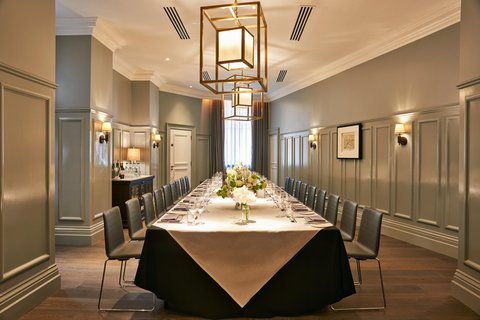 Ideal for both meetings and social gatherings whilst in London