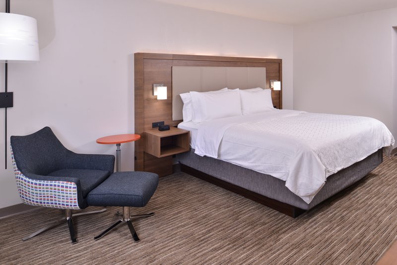 HOLIDAY INN EXPRESS MESQUITE