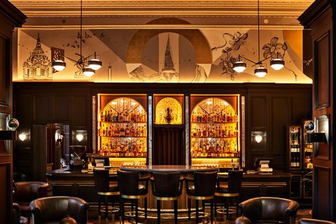 Fitz&rsquo;s Parlour, savour your morning coffee or evening nightcap