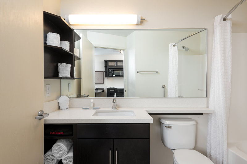 2 DOUBLE BEDS STANDARD SUITE NONSMOKING