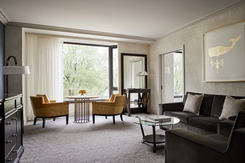 Four Seasons Executive Suite, Garden View