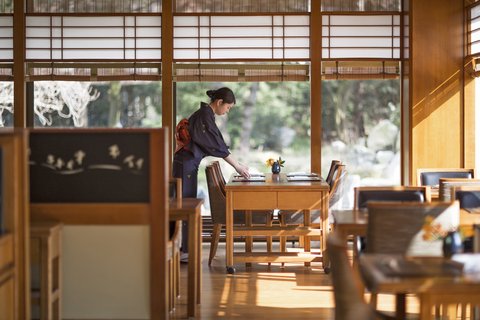 Yamazato Restaurant Waitress In Kimono