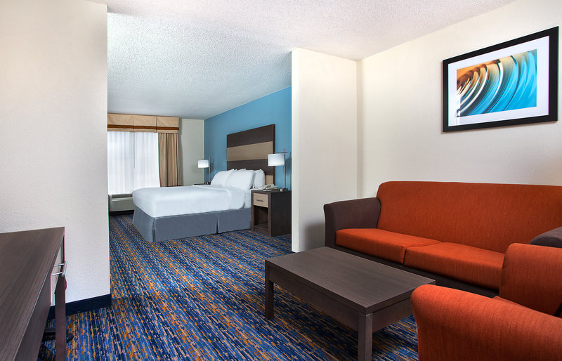 HOLIDAY INN EXPRESS BEREA