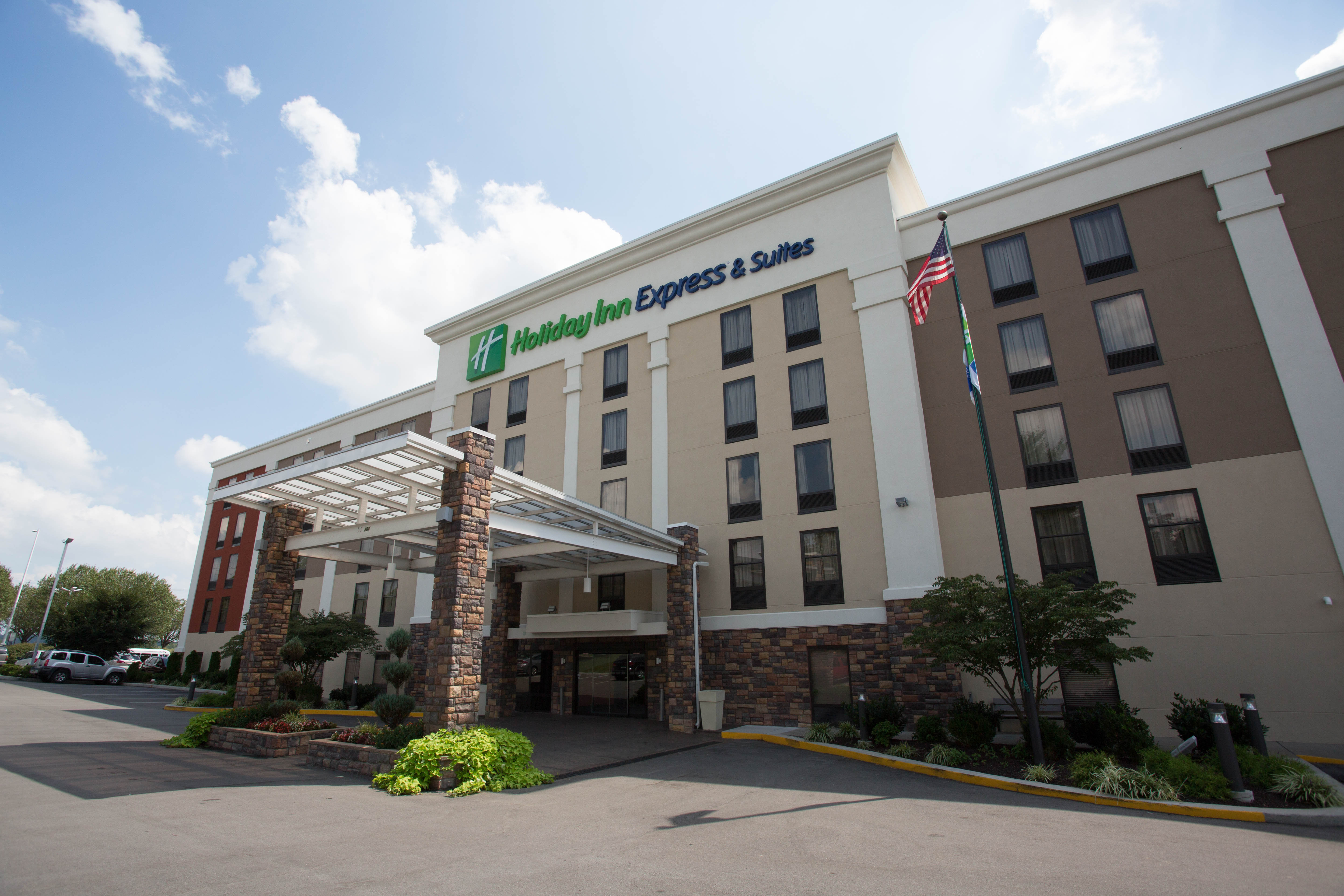 Holiday Inn Express & Suites Antioch