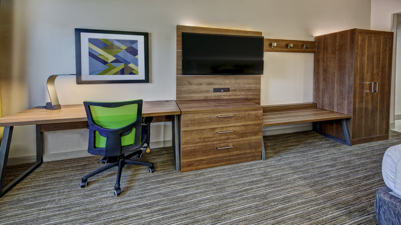 HOLIDAY INN EXP STES CROSSVLLE