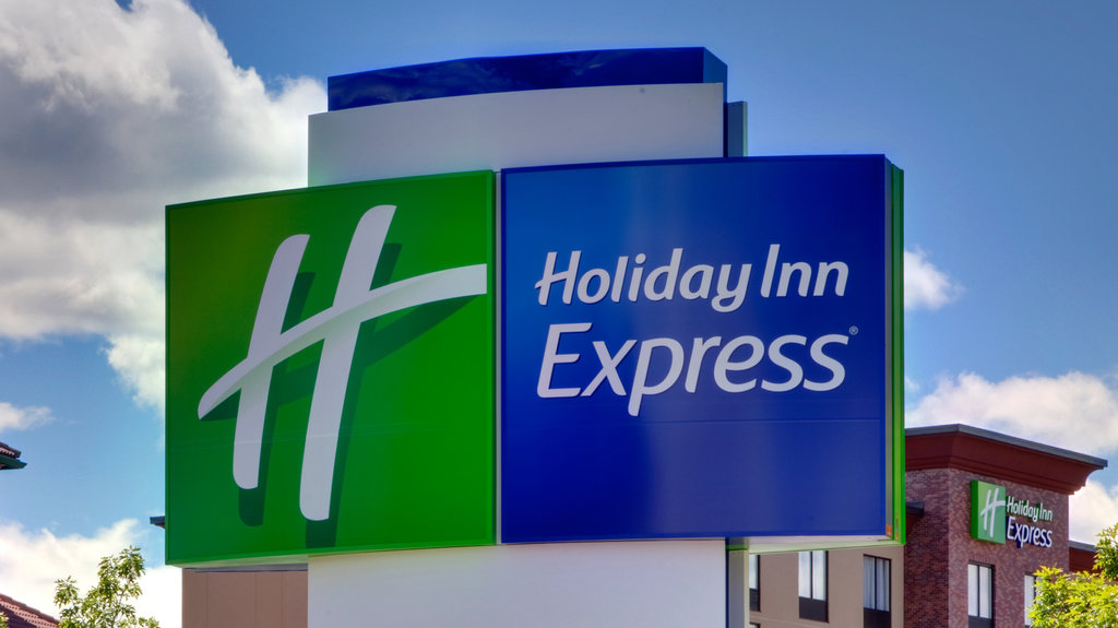 Welcome to the Holiday Inn Express Medford