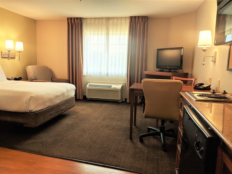 Candlewood Suites Macon