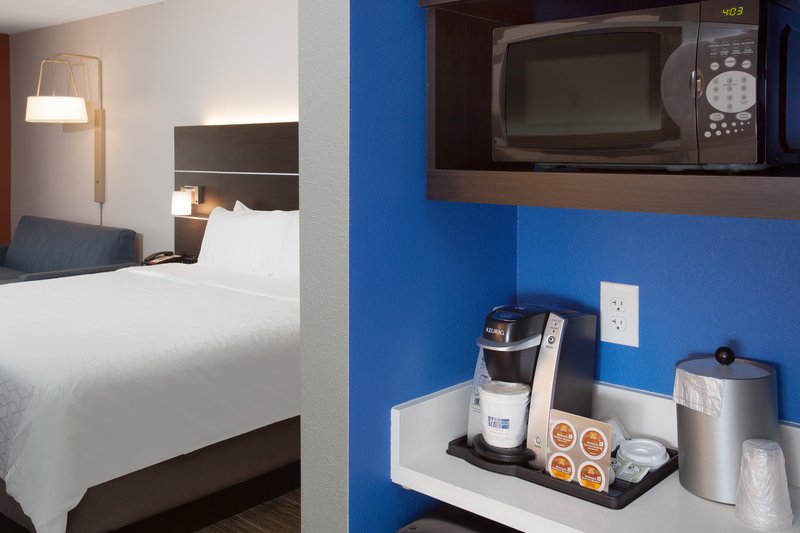 HOLIDAY INN EXP STES HASKELL