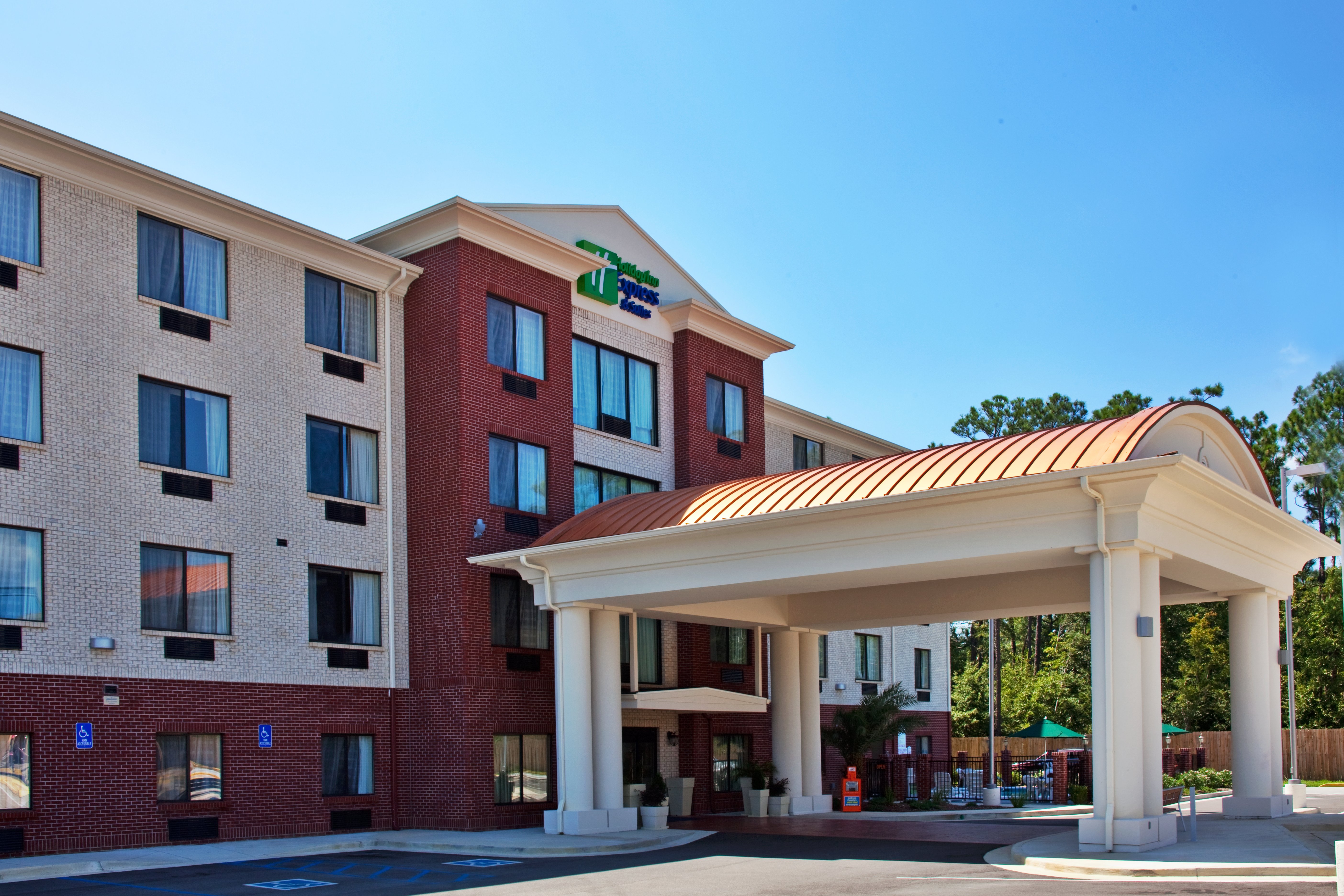 Holiday Inn Express Biloxi-Ocean Springs