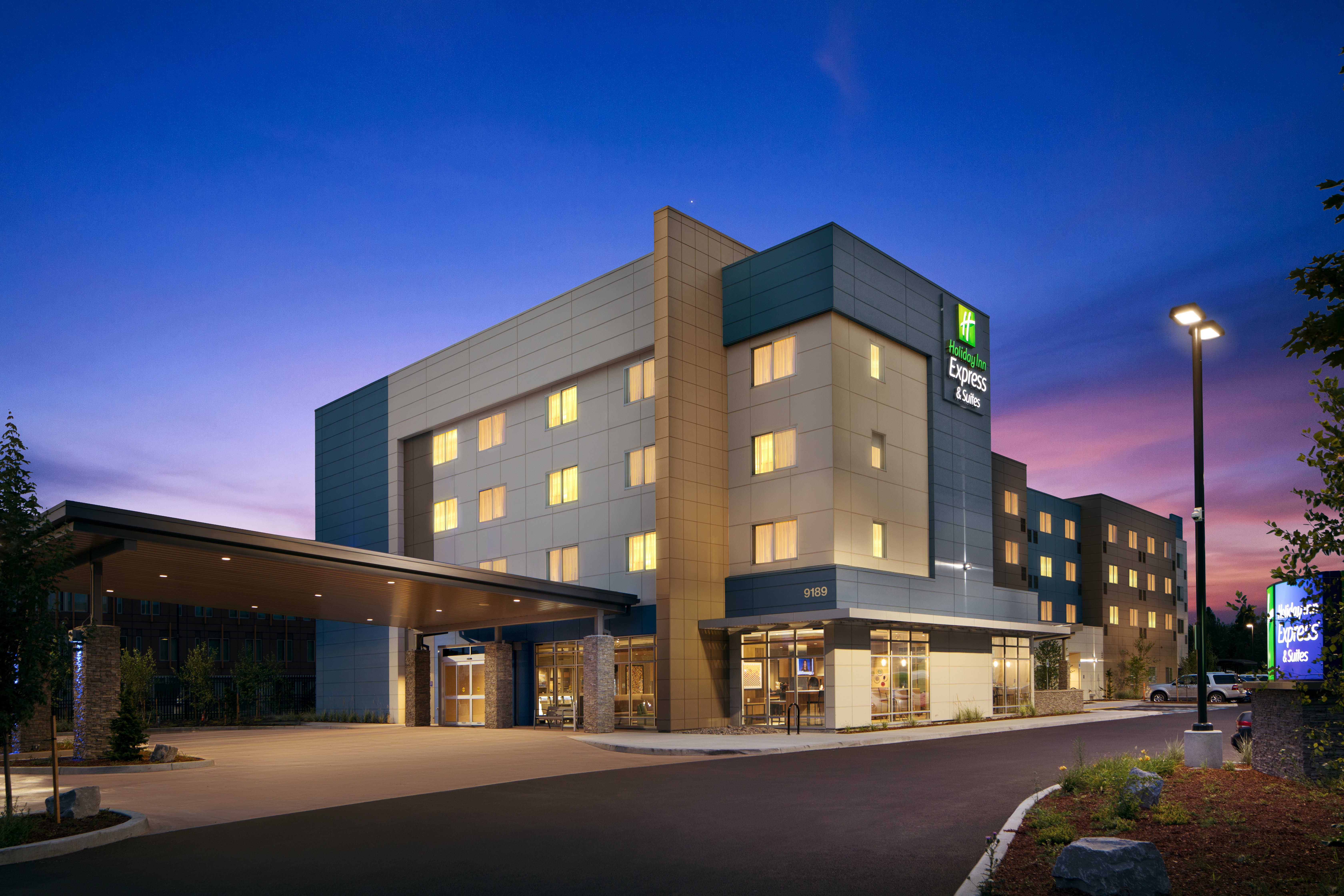 Holiday Inn Express - Portland Airport