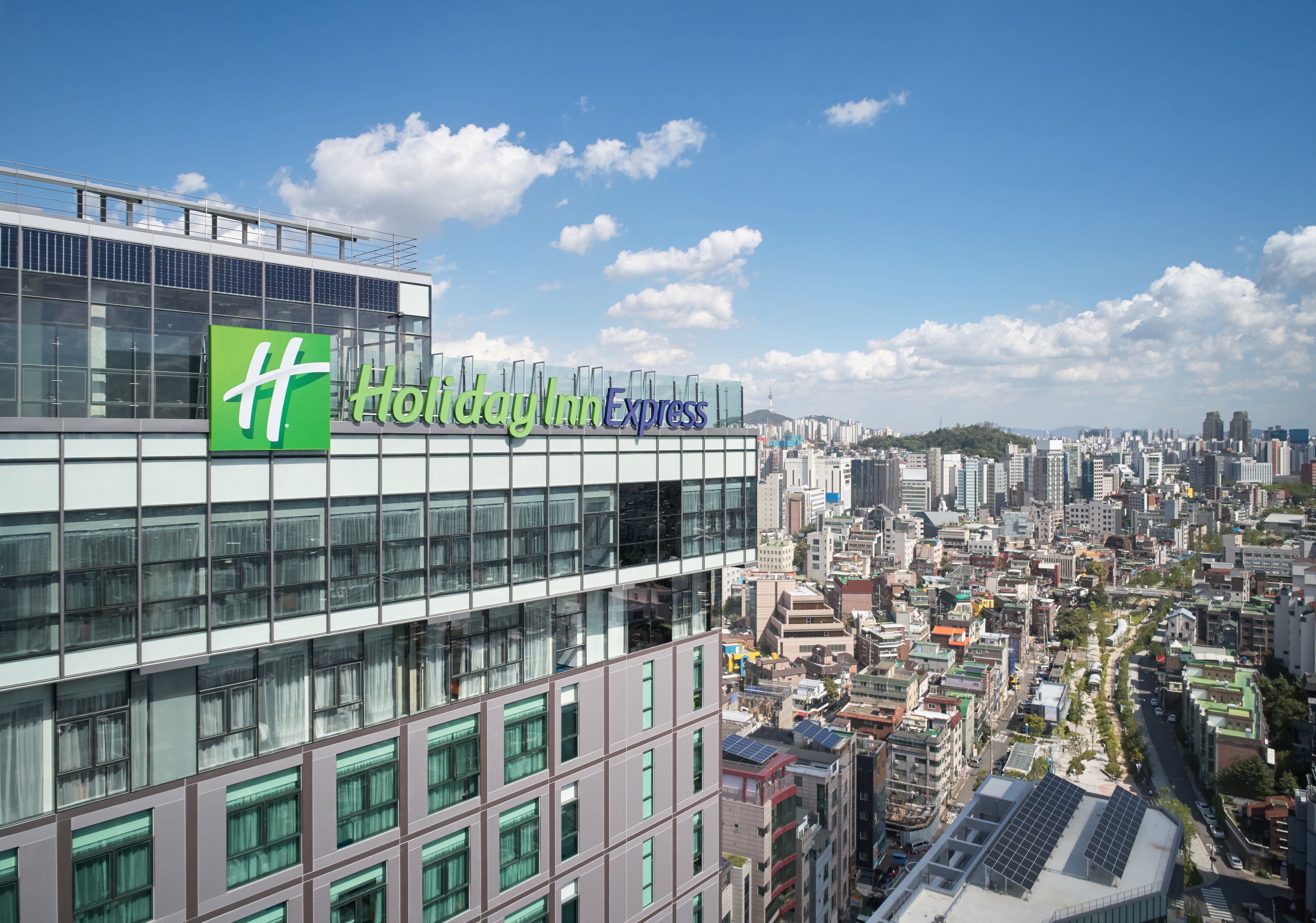 Holiday Inn Express Seoul Hongdae, an IHG Hotel | Qantas Hotels