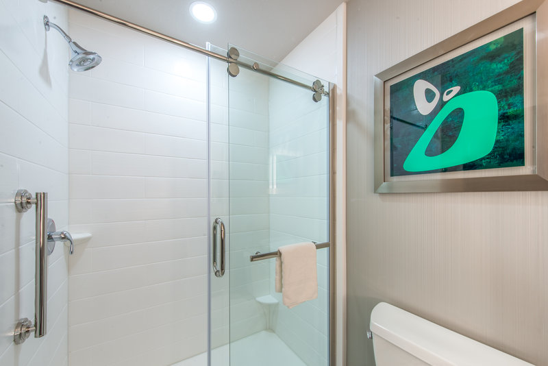 Holiday Inn Express and Suites Shawnee-Kansas City West