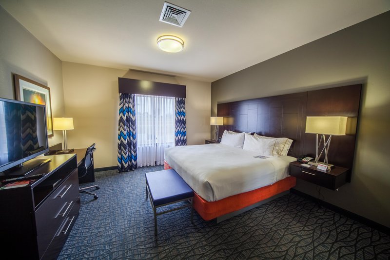 Holiday Inn Express and Suites Oklahoma City Southeast – I-35
