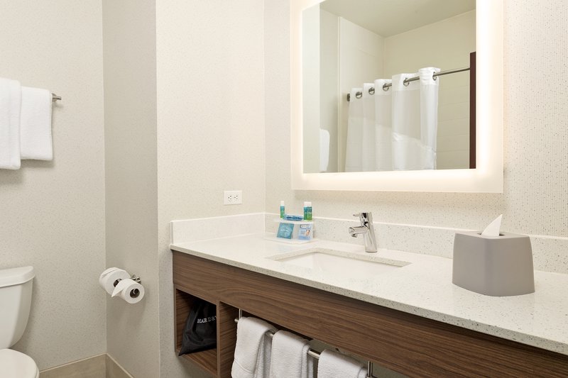 HOLIDAY INN EXP STES CONROE