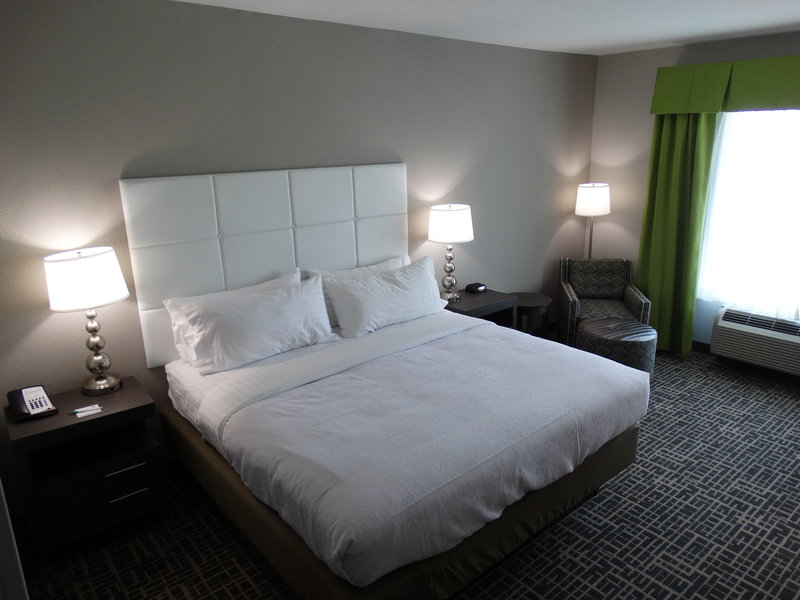 Holiday Inn COVINGTON SOUTHEAST