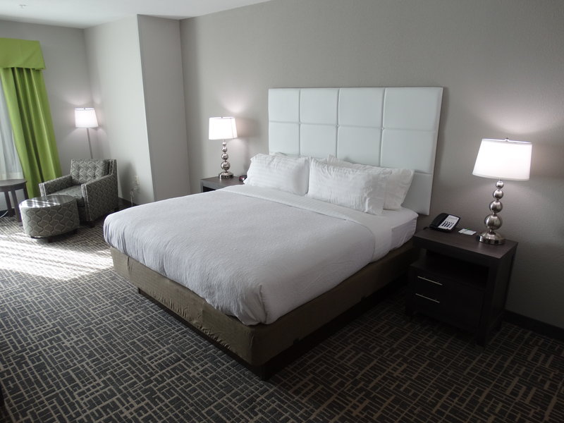 Holiday Inn COVINGTON SOUTHEAST
