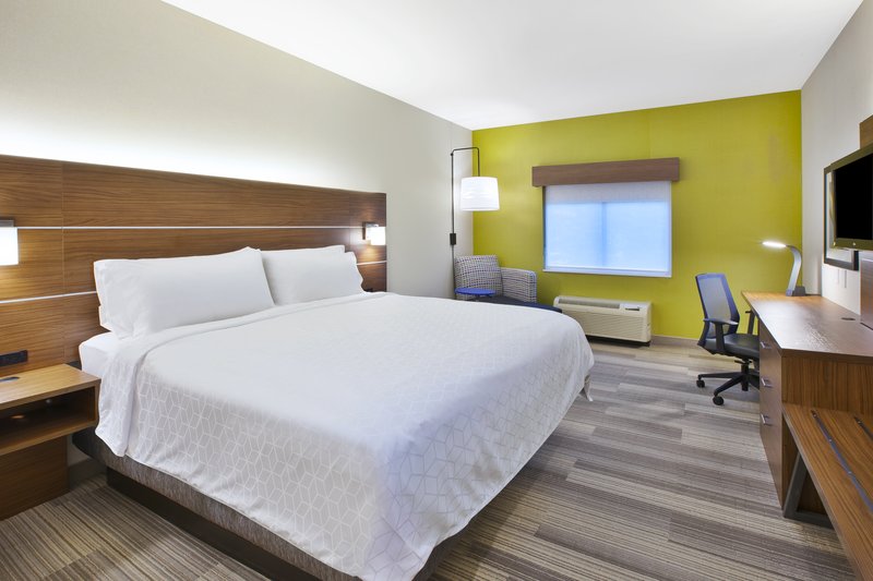 HOLIDAY INN EXP STES VICTOR