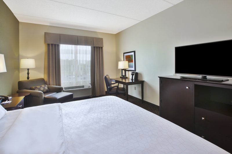 Holiday Inn Express Hotel & Suites GENEVA FINGER LAKES