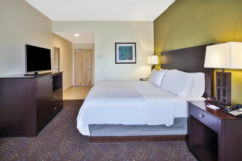 Holiday Inn Express Hotel & Suites GENEVA FINGER LAKES