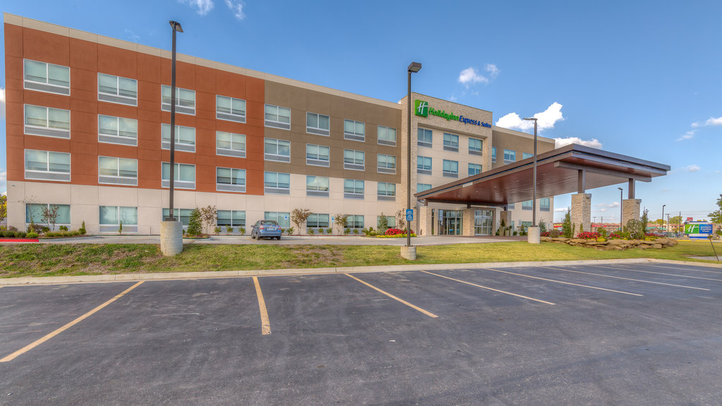 Complimentary On Site Parking